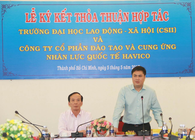 
TS. Đỗ Minh Chính đại diện cho Công ty HAVICO phát biểu tại sự kiện và nêu rõ triển vọng hợp tác và những cơ hội đầy hứa hẹn mang lại cho học sinh và sinh viên khi lựa chọn du học Nhật Bản.
