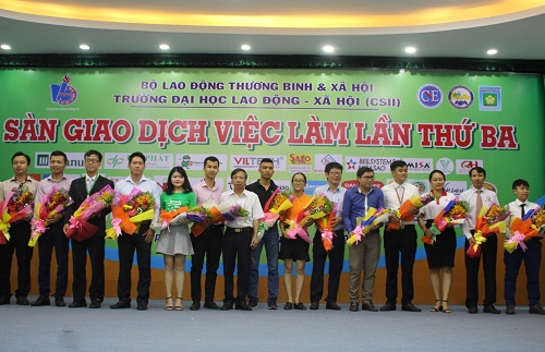 Ngày hội việc làm cho sinh viên - Ảnh 3